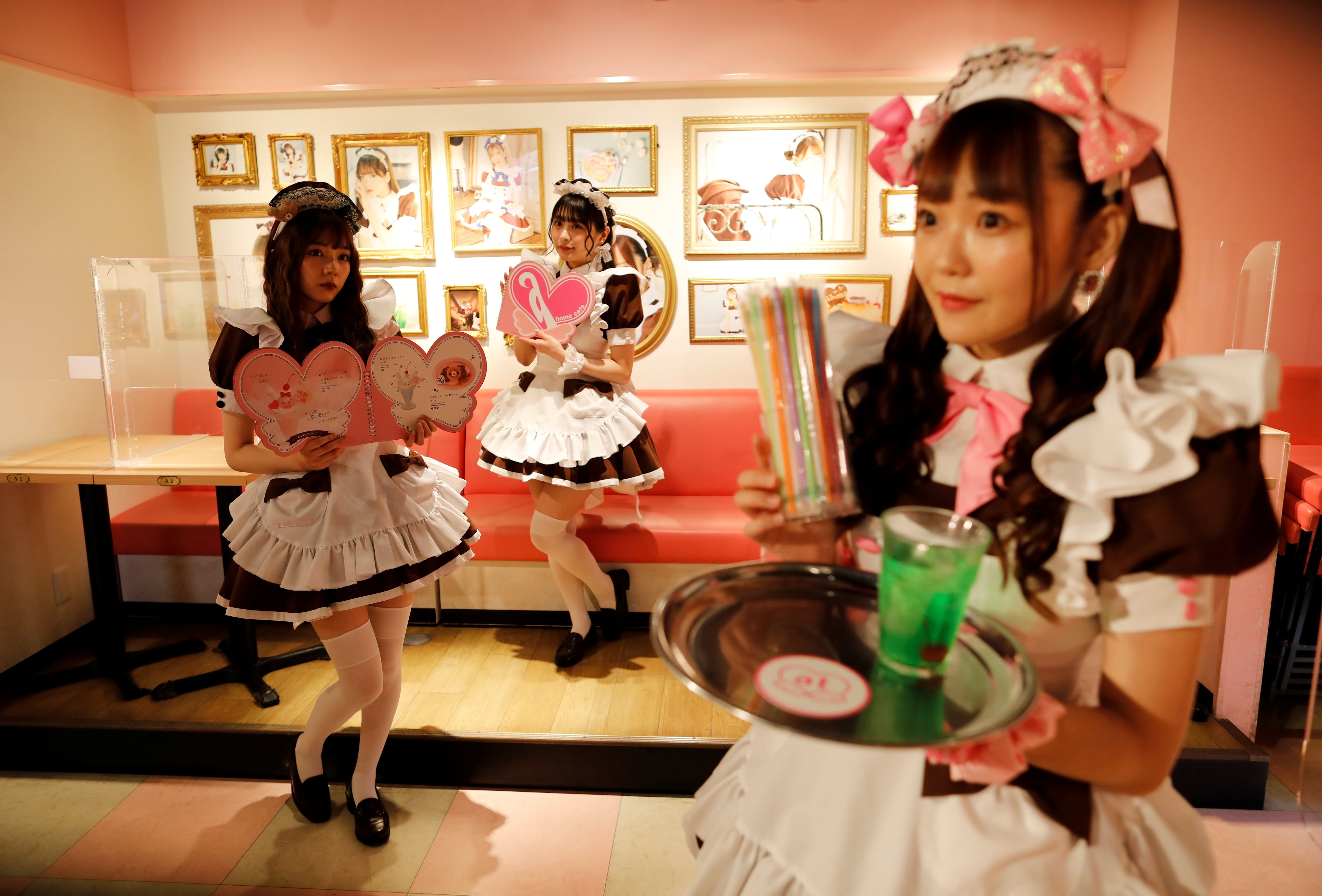 Una variante de los restaurantes de cosplay en Tokio (REUTERS/Issei Kato)