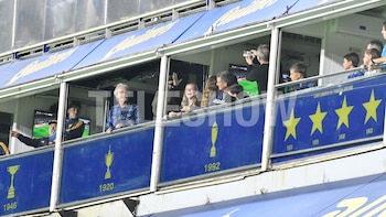 El saludo de Johnny Deep