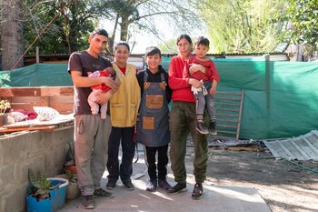 Emmanuel con Francesca en brazos,