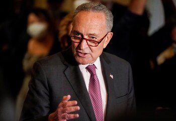 El senador demócrata Chuck Schumer