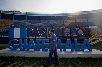 El exfutbolista guatemalteco Martín Machón fue registrado, durante una entrevista con Efe, en Ciudad de Guatemala (Guatemala). EFE/Esteban Biba