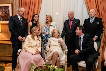 201° aniversario de la declaratoria de la independencia nacional - Embajada de Uruguay