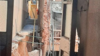 El pasillo se derrumbó: ahora