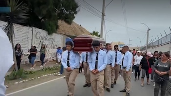 Detienen a esposa de exregidor hallado muerto en Barranca: fue captada saliendo ensangrentada de la misma vivienda