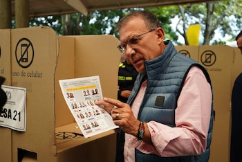 Roy Barreras reconoció resultados y llamó a la autocrítica tras la primera vuelta presidencial en Colombia - crédito Prensa Roy Barreras