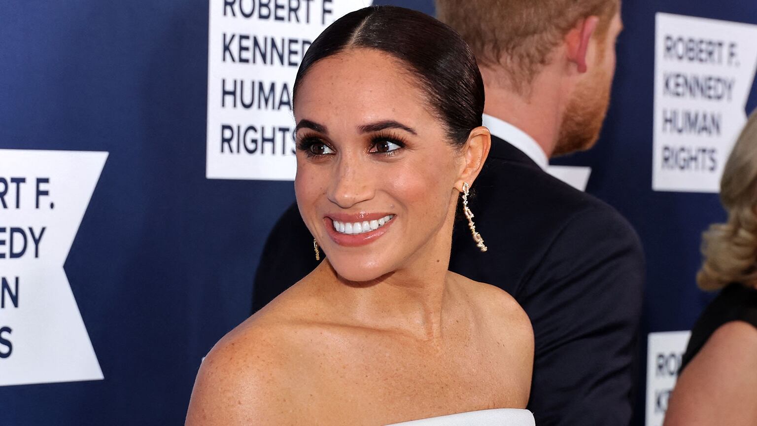 NEW YORK, NEW YORK - DECEMBER 06: Meghan, Duchess of Sussex attends the 2022 Robert F. Kennedy Human Rights Ripple of Hope Gala at New York Hilton on December 06, 2022 in New York City. Mike Coppola/Getty Images for 2022 Robert F. Kennedy Human Rights Ripple of Hope Gala/AFP (Photo by Mike Coppola / GETTY IMAGES NORTH AMERICA / Getty Images via AFP)