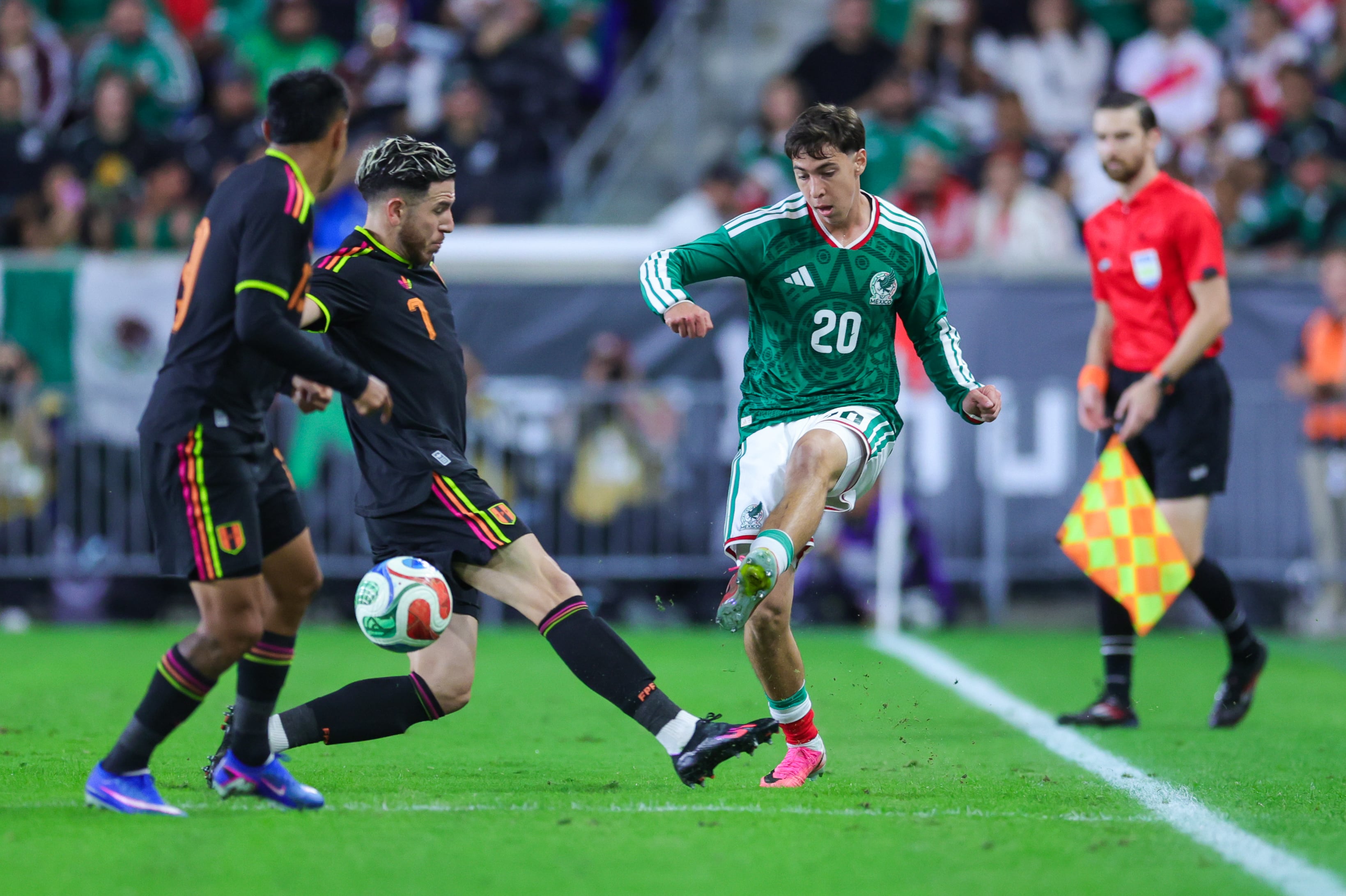 La Selección Mexicana cayó 0-3 frente a los Estados Unidos en su tercer partido amistoso de la Fecha FIFA. (X/ @miseleccionmxEN)