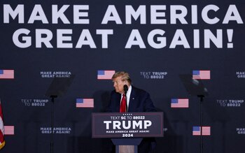 El candidato presidencial republicano y