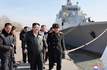 El régimen de Corea del Norte, pidió estar preparados para la guerra. (Agencia Central de Noticias de Corea vía AP)