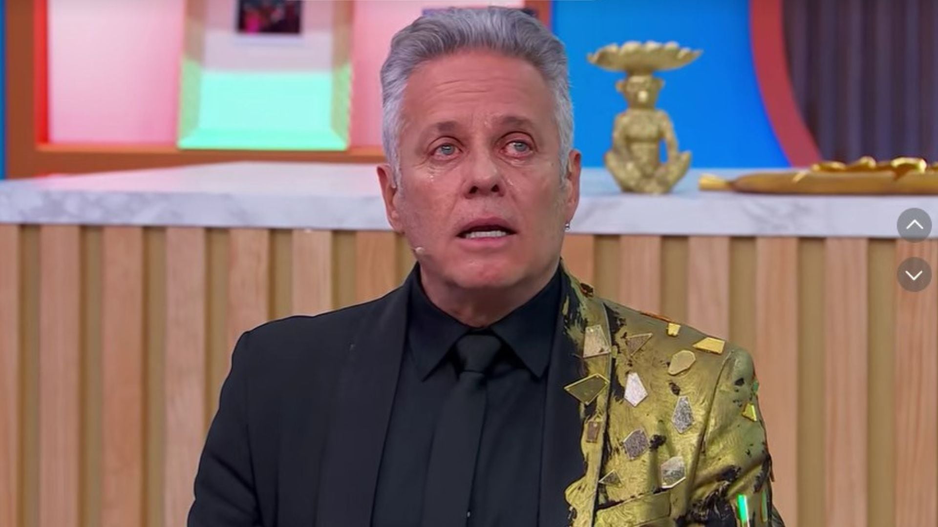 Alexis Ayala revela su inconformidad con el sueldo recibido en La Casa de los Famosos México durante una entrevista exclusiva.(Captura de pantalla TikTok)