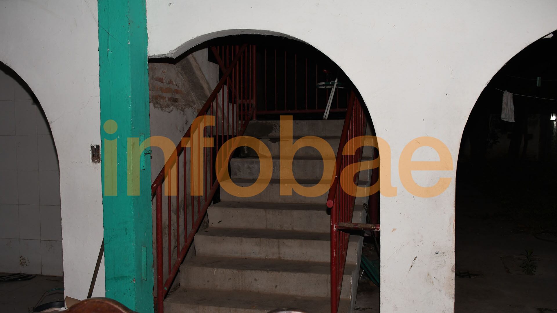 Marcela, que vivía en la planta alta de la casa, se despertó de la siesta y bajó las escaleras