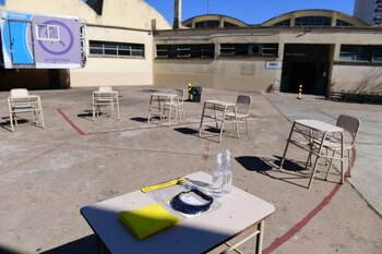 Las clases son al aire