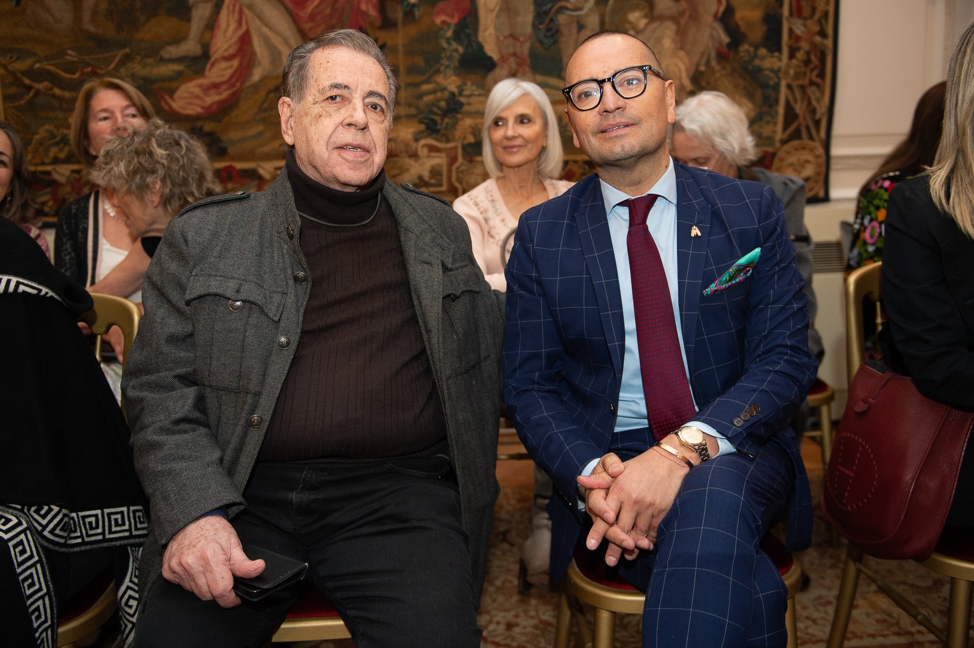 El productor Héctor Vidal Rivas junto al asesor de moda Fabián Medina Flores