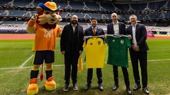 Samuel García se reúne con dirigentes de Suecia con motivo del juego del Mundial 2026 que habrá en Monterrey. (Samuel García)