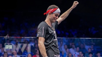 Diego Elías hace historia en París: conquista el PSA Squash Tour Finals y se convierte en el primer sudamericano en lograrlo