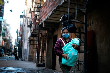 En la imagen, una mujer