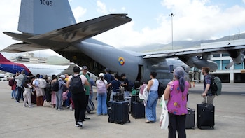 El Gobierno colombiano repatrió a 92 connacionales tras los potentes terremotos en Venezuela