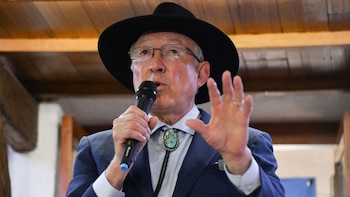 Ken Salazar reconoce que armas de EEUU matan a mexicanos y destaca el trabajo de García Harfuch contra los cárteles
