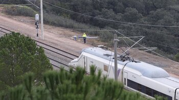 La compañía aseguradora de la responsabilidad civil de Renfe se persona en la causa de Adamuz