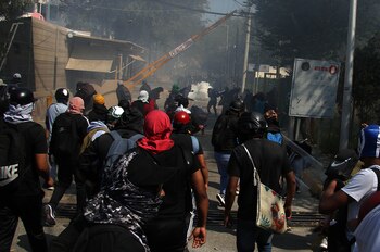 Fotografía de estudiantes normalistas de