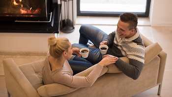 Quemar leña en interiores puede