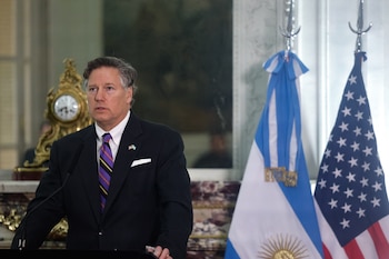 El subsecretario de Estado de Estados Unidos, Christopher Landau, habla en una rueda de prensa con el canciller de Argentina, Pablo Quirno (fuera de cuadro), este jueves en Buenos Aires (Argentina). EFE/ Juan Ignacio Roncoroni