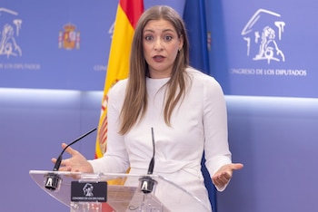 22/09/2026 La portavoz del PP en el Congreso, Ester Muñoz, durante una rueda de prensa, en el Congreso de los Diputados, a 22 de septiembre de 2026, en Madrid (España).
POLITICA
Eduardo Parra - Europa Press