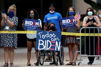 Simpatizantes de Biden en Tampa
