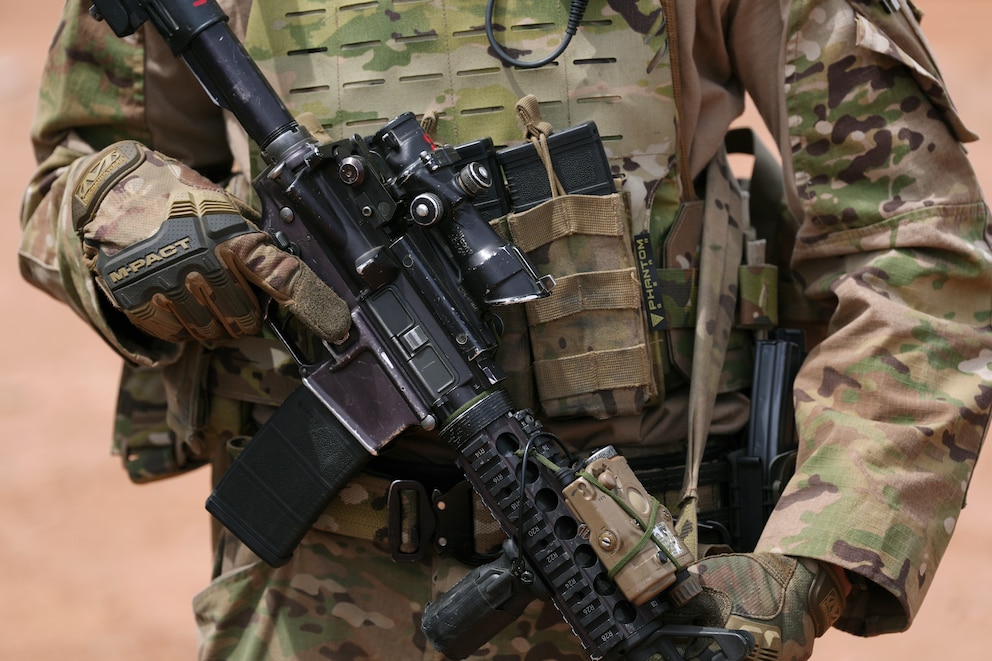 Trump Presses Mexico on US Military Role U.S. troops on the border