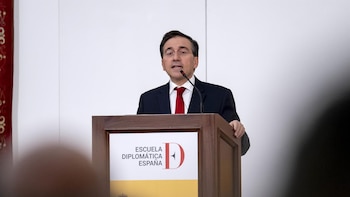 Albares insiste en la "desescalada"