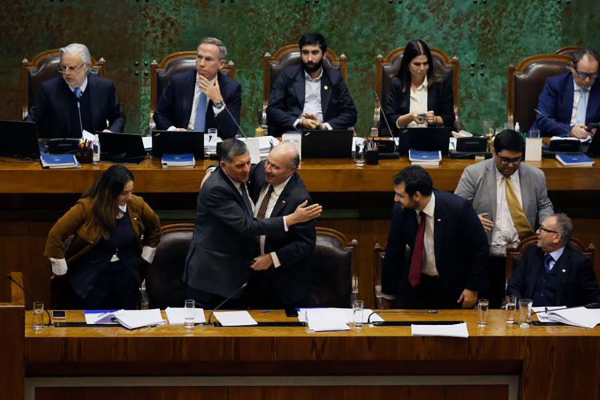 Chile dió luz verde a la reforma de Kast: bajan los impuestos a las empresas y se congela la carga fiscal para grandes inversiones