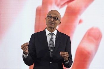 La visita de Nadella hace
