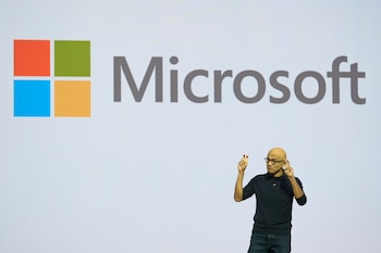Satya Nadella redefine la IA