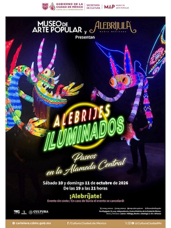 Cartel con dos grandes figuras de alebrijes iluminados en la noche y texto informativo sobre un evento en la Ciudad de México