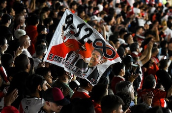 Gallardo, en las banderas y