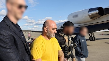 Iraní extraditado por Panamá a Estados Unidos enfrenta 9 cargos federales y una posible condena de 20 años