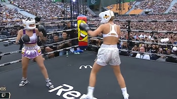 La Velada del Año VI de Ibai Llanos, en directo: gana La Parce el primer combate frente a Fabiana Sevillano