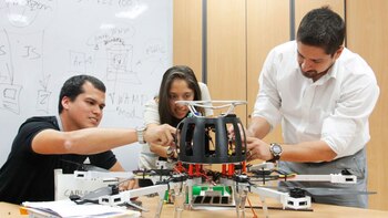 "Es fundamental rodearte de un