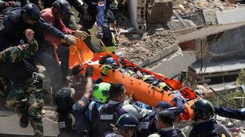 Aftermath of earthquakes in La Guaira