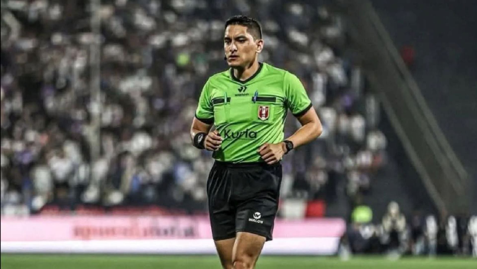 Daniel Ureta será el juez de la final vuelta entre Universitario y Sporting Cristal tras un polémico partido de ida por Liga Femenina