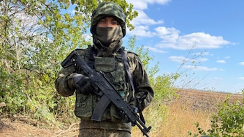 “Esto ha sido una estafa bien planeada”: El desgarrador testimonio de un salvadoreño atrapado en el frente ruso