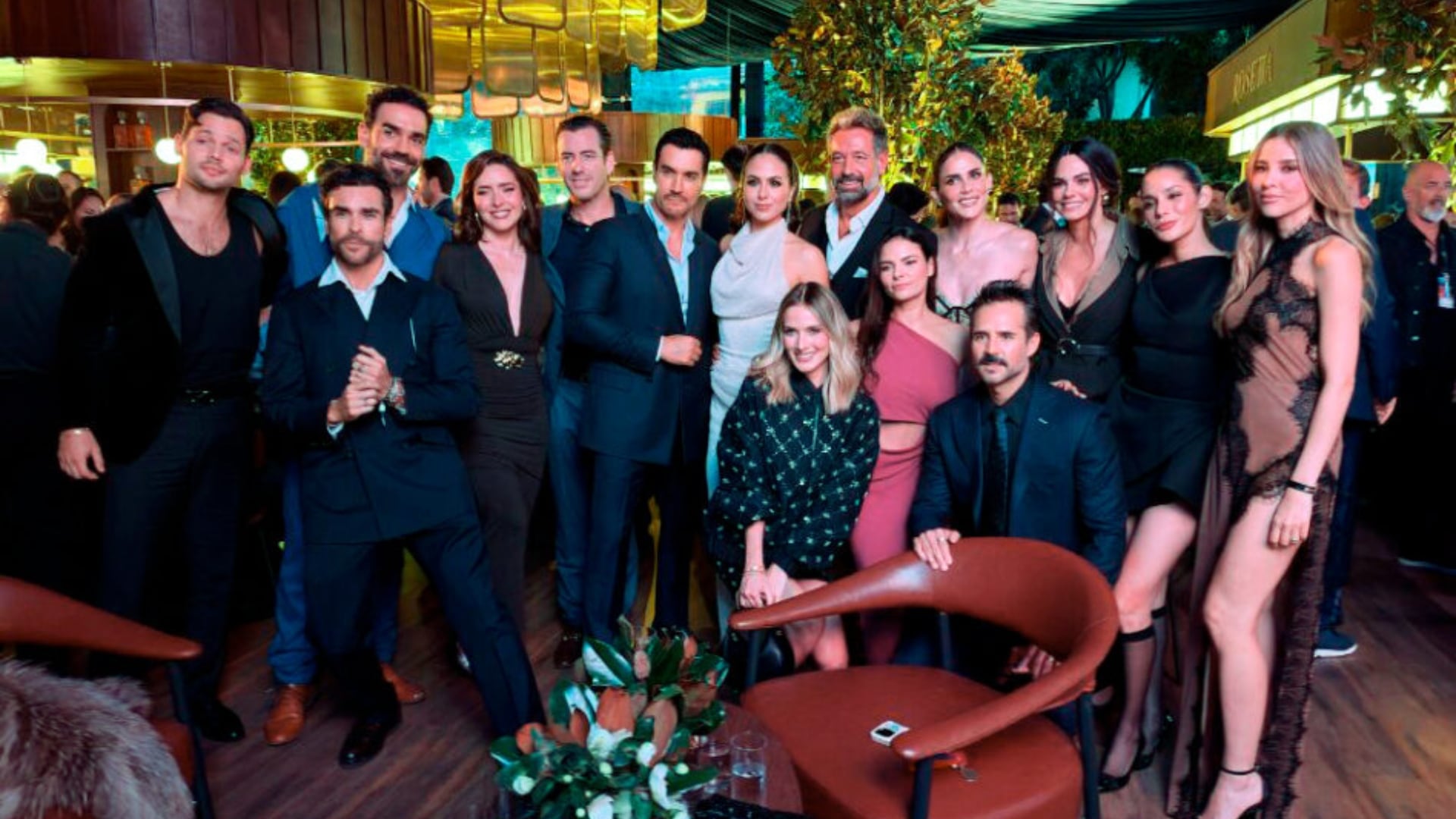 Sueter liso y reloj de discreto: así fue captado Emilio Azcárraga en la fiesta de Televisa que tachan de ‘pobre’(Foto: Televisa)