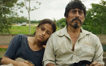 Fernando Bacilio (Juan) y Luz