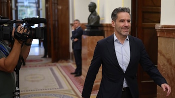 Sémper dice que Puente mintió en su reacción a la condena de Ábalos, con quien empatiza desde el "punto de vista humano"