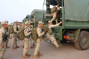 Militares en Perú
POLITICA SUDAMÉRICA PERÚ
FUERZAS ARMADAS DE PERÚ