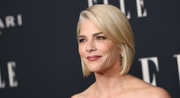 Filtran el audio del piloto de Delta antes del arresto de Selma Blair: "Solo personal médico"