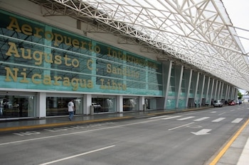 La ampliación del Aeropuerto Internacional