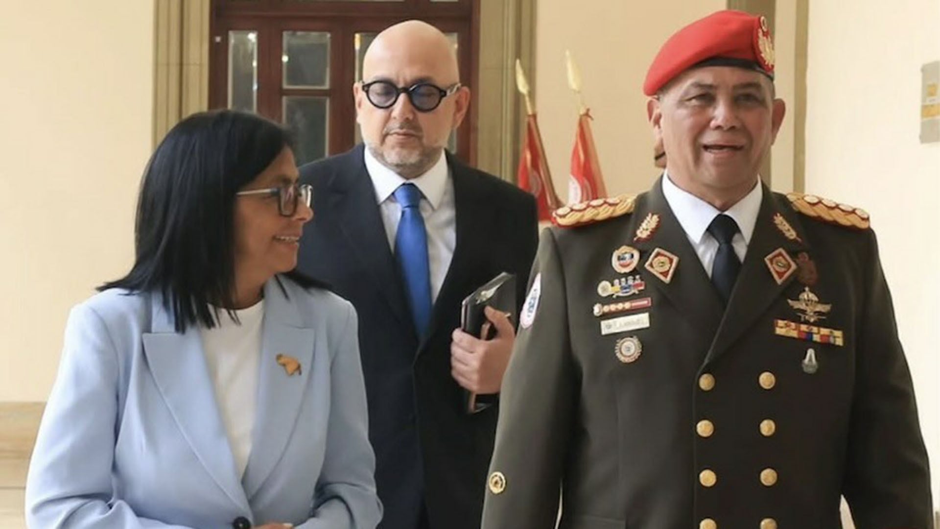 Delcy Rodríguez ha dispuesto de todos los ascensos militares que son suscritos por el Ministro de la Defensa, GJ Gustavo González López