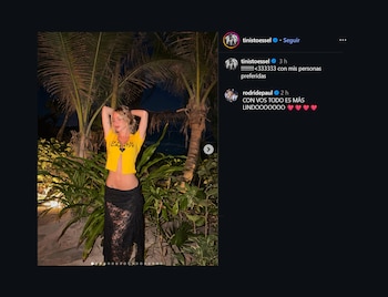 Tini Stoessel, radiante, posó de