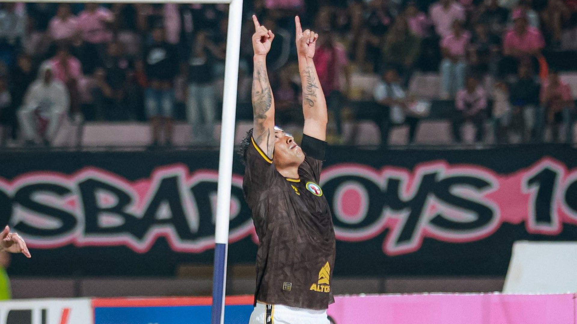 Christian Cueva hizo sincera confesión tras gol con Juan Pablo II ante Sport Boys. - créditos: Liga 1